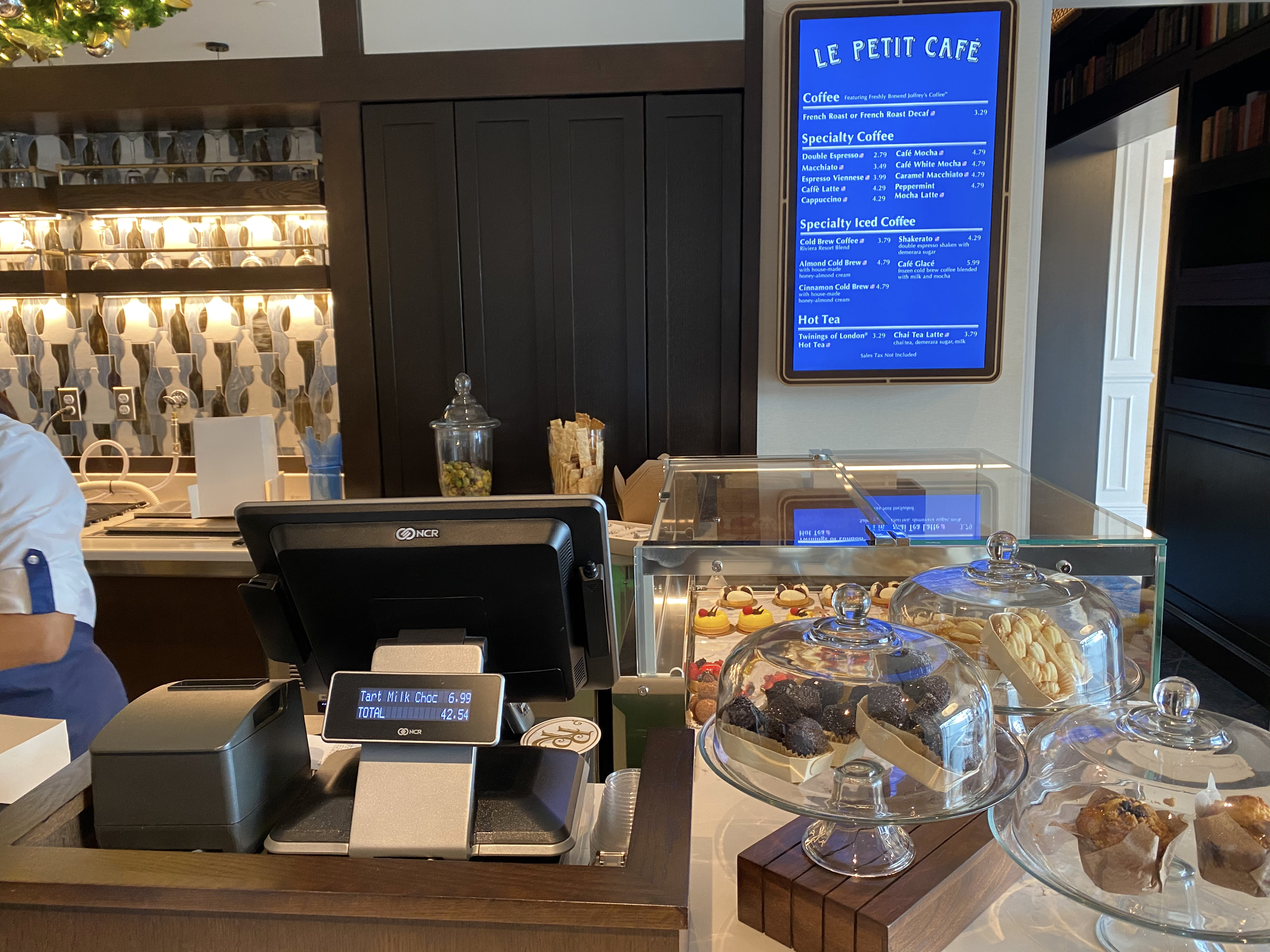 disneys riviera resort la petit cafe pastries dec 2019 106