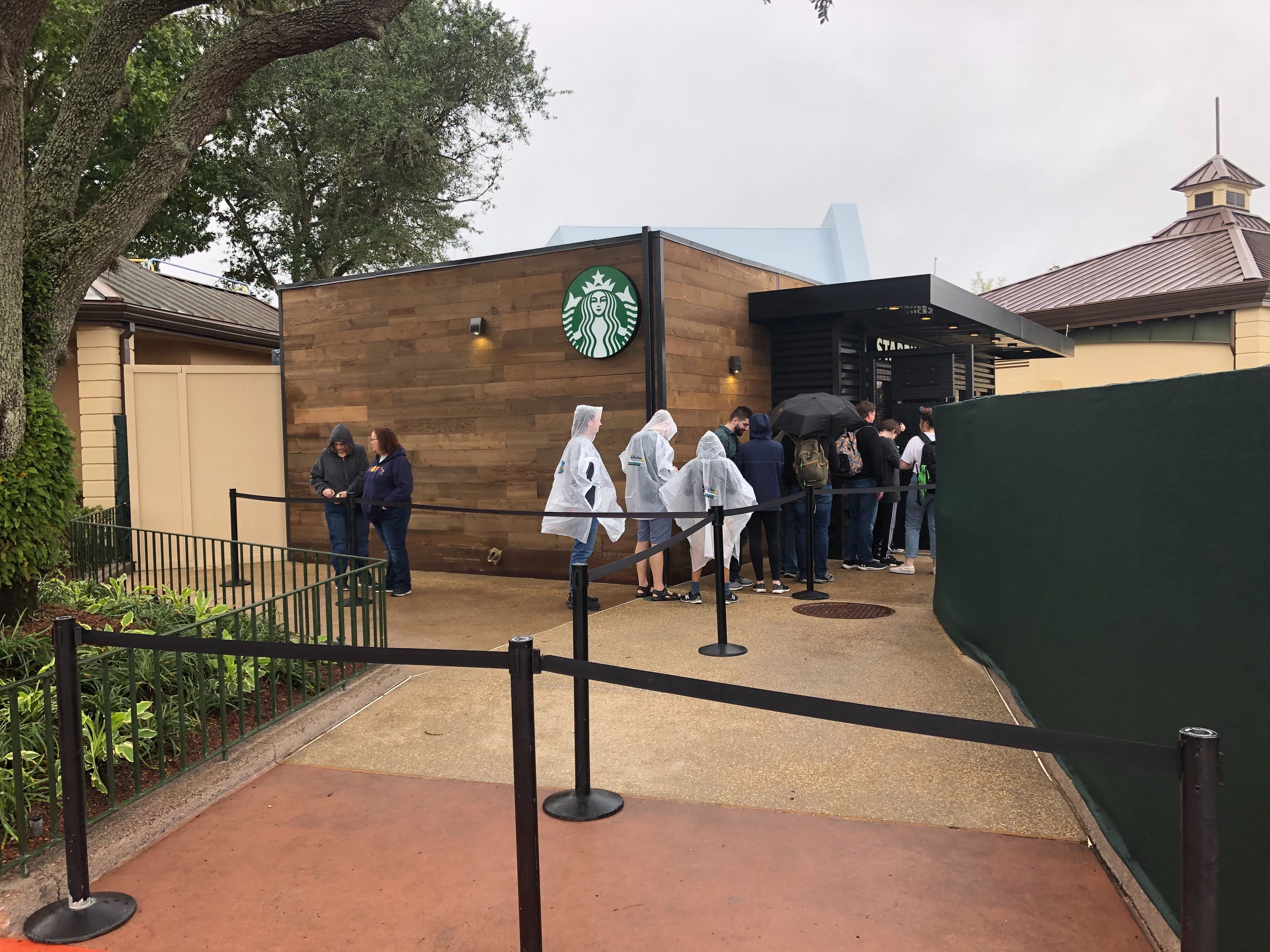 PHOTOS, VIDEO New Starbucks "Traveler's Cafe" Now Officially Open at