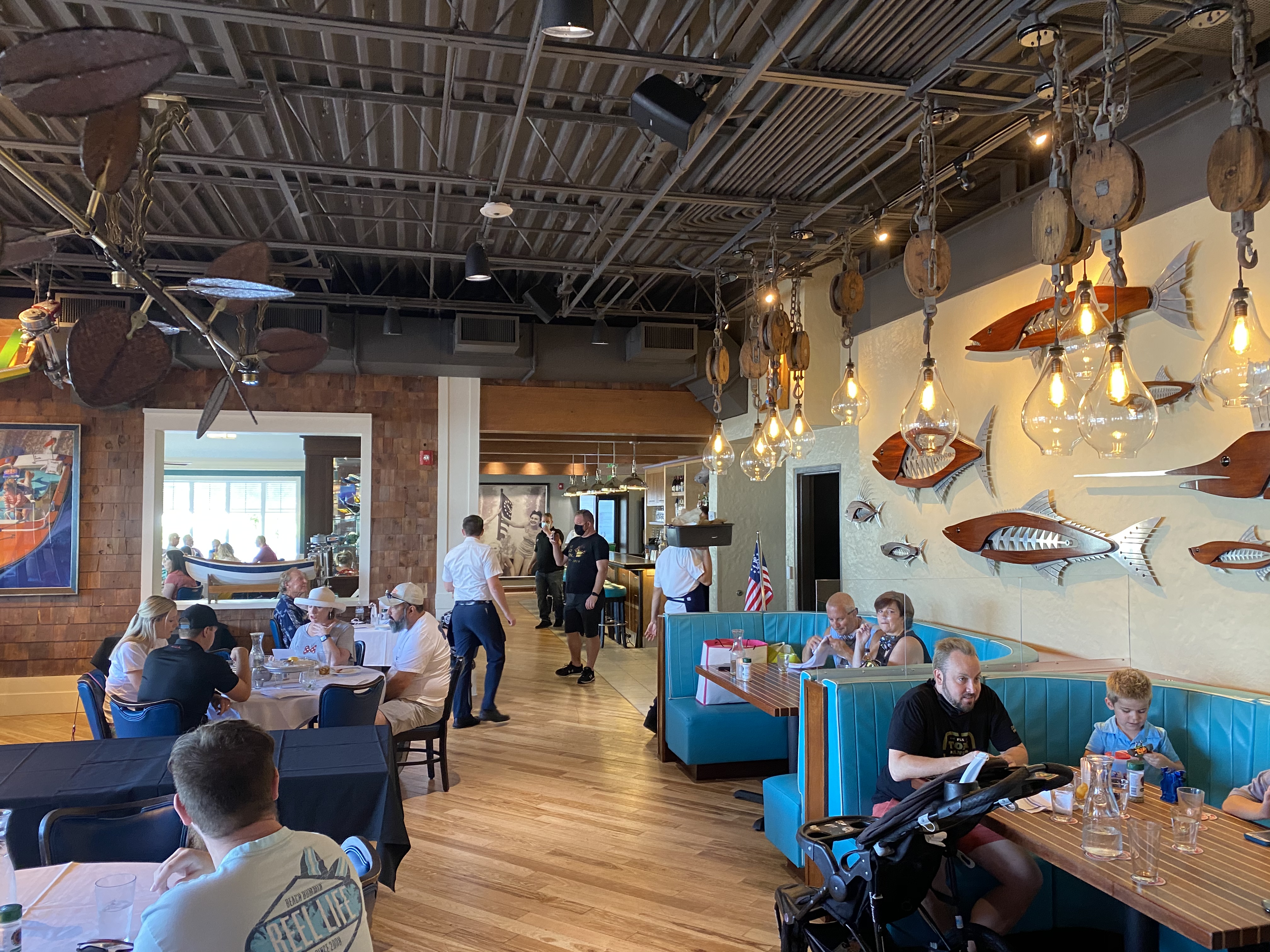 PHOTOS The Boathouse Reopens with New Seating Arrangements at Disney Springs; Amphicar Tours