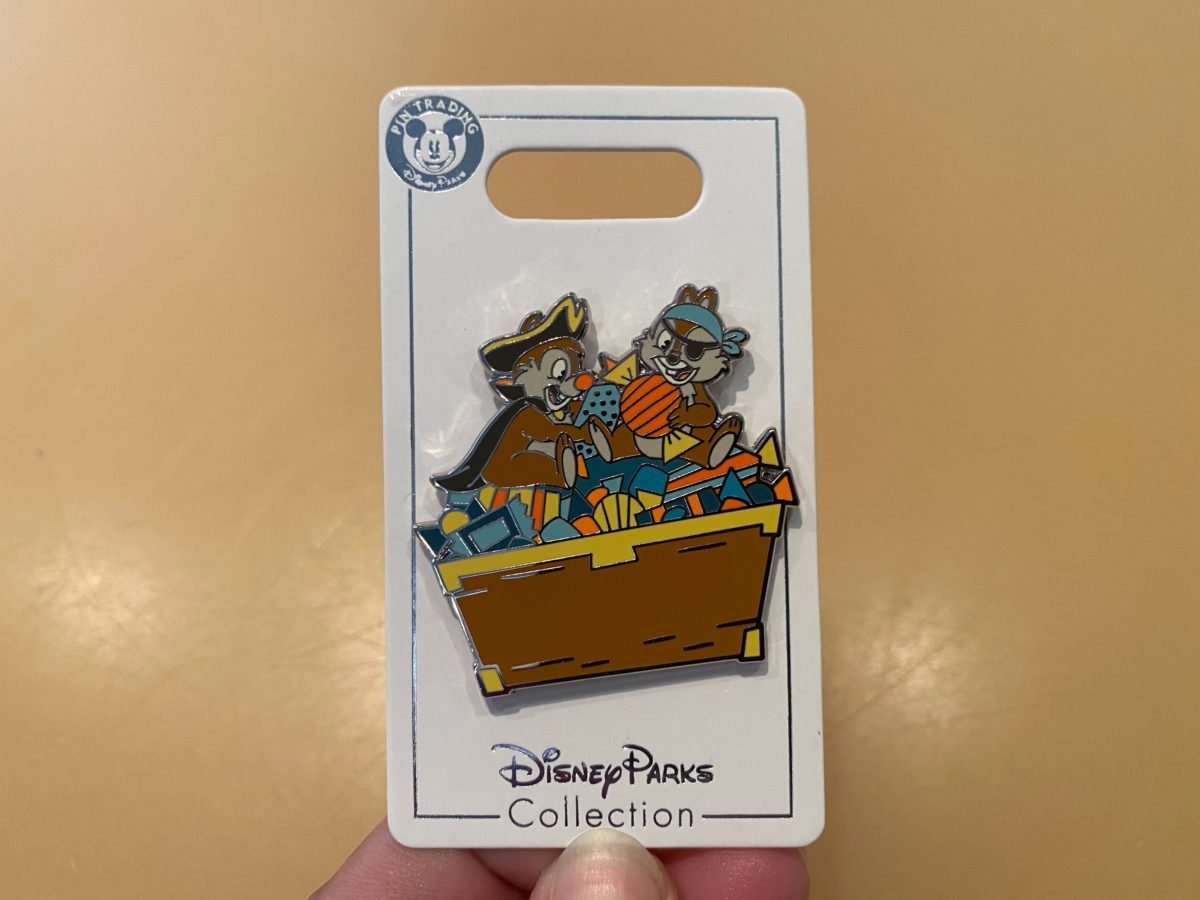 Halloween 2020 Chip & Dale As Pirates With Candy New on Card OE Disney PIN 