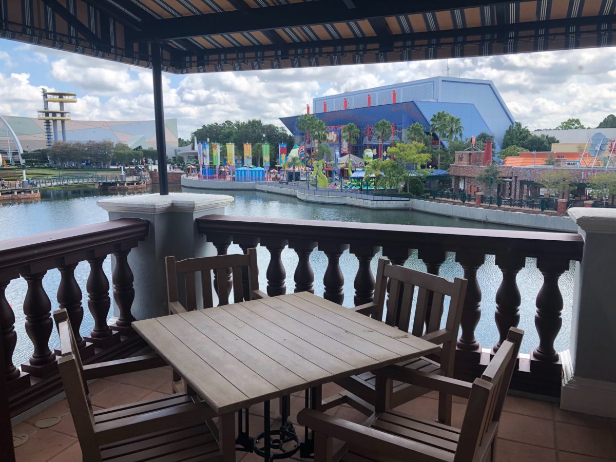 lombards seafood grill new annual passholder seating