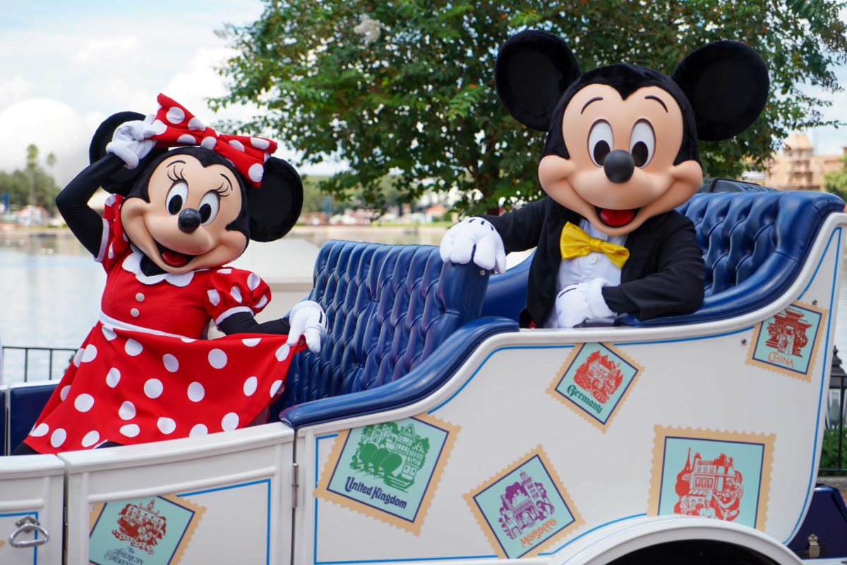 mickey and minnie in character cavalcade
