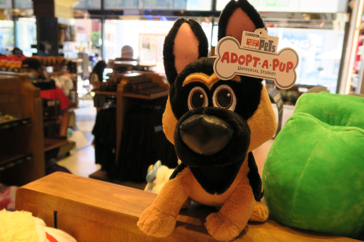 Secret Life of Pets Merchandise Adopt A Pup at Universal CityWalk Hollywood