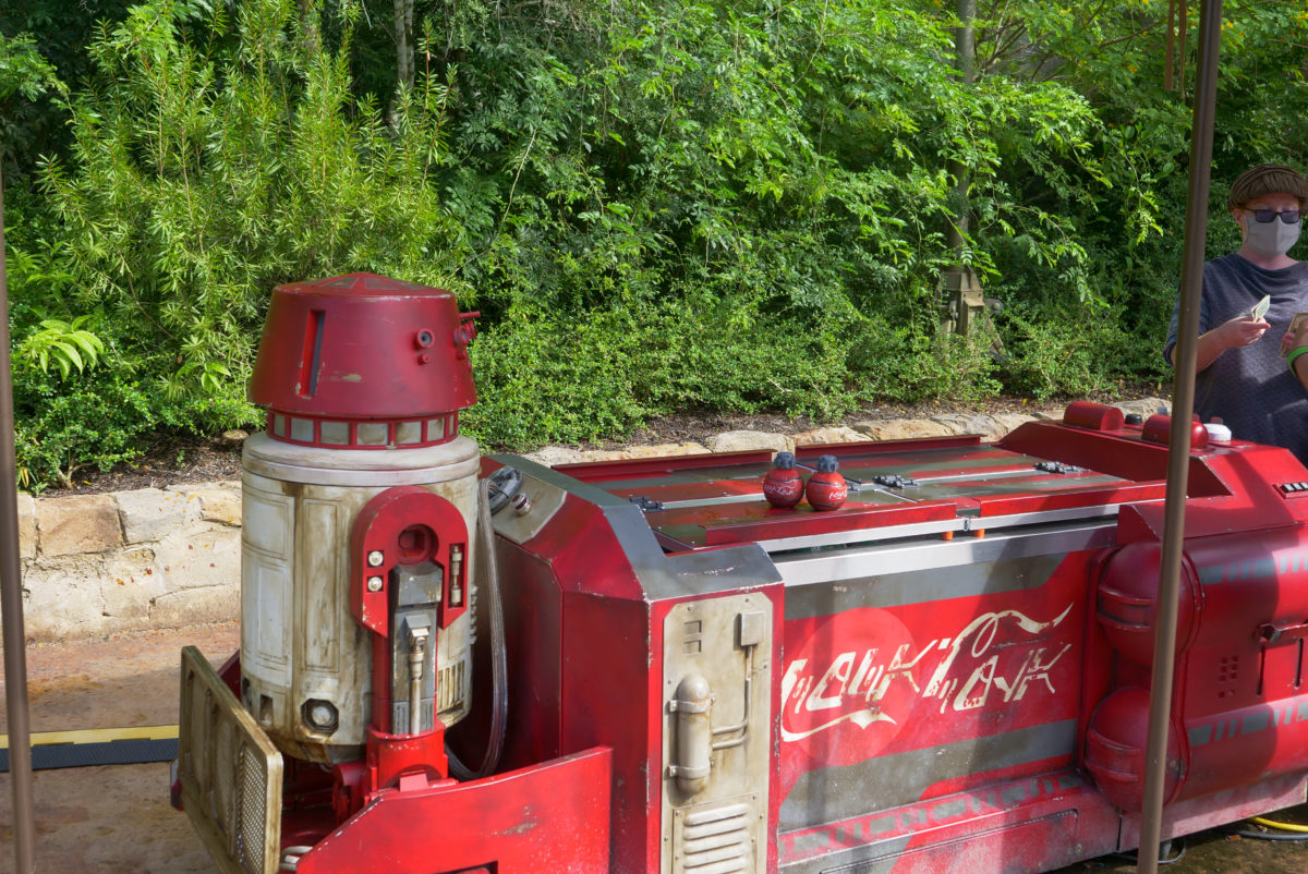 coke-droid-stand-without-beer-9-7-20-1-1224047