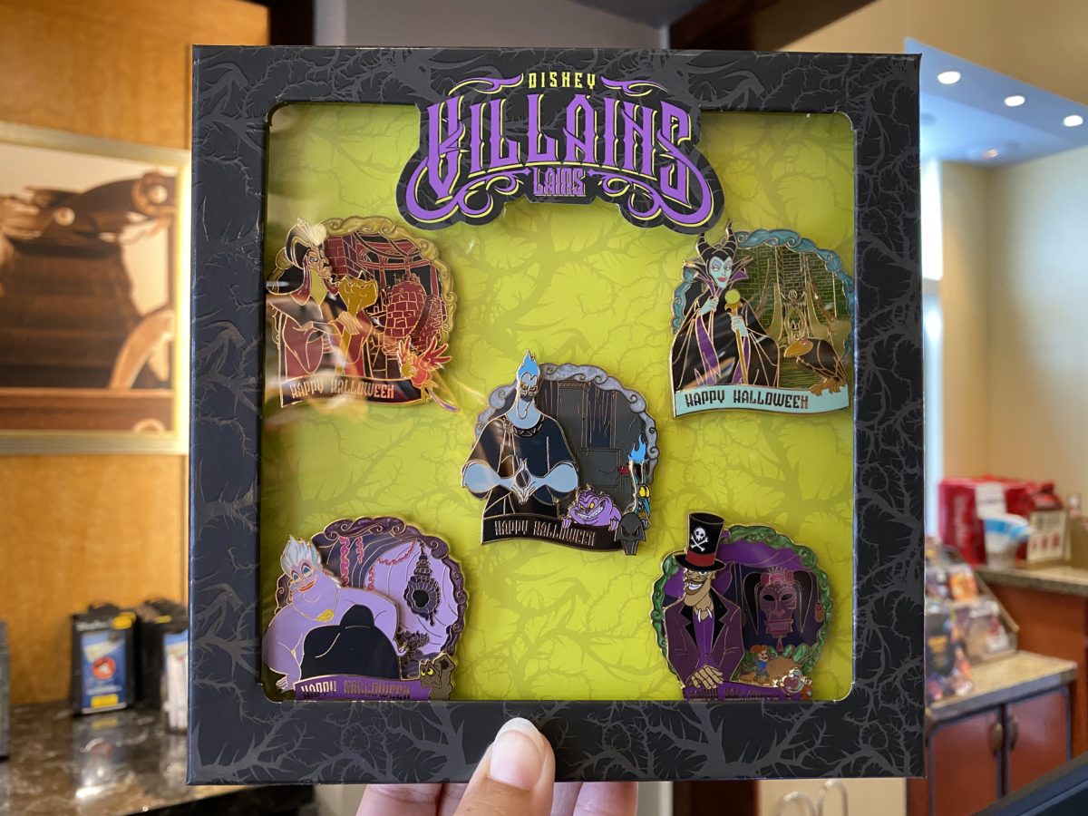 disney-villains-lairs-halloween-limited-edition-pins-hollywood-studios-9222020-5156709