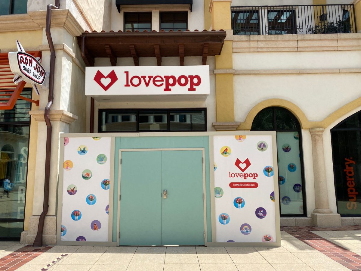 lovepop-gets-a-new-sign_02