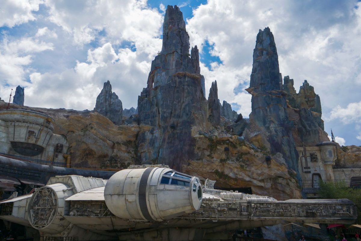 millennium-falcon-at-galaxys-edge-9-7-20-2126782