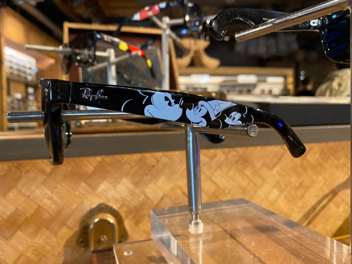 ray ban wayfarer disney