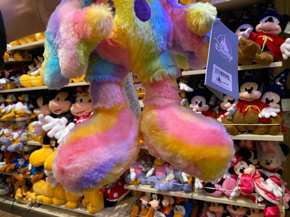 rainbow-mickey-mouse-feet-6339222