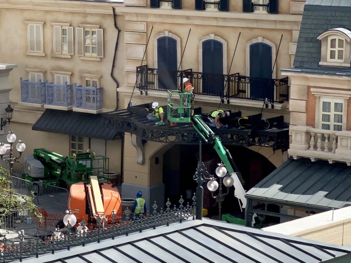 remy-ratatouille-adventure-france-pavilion-expansion-construction-preparation-for-sign-epcot-9252020-1721704