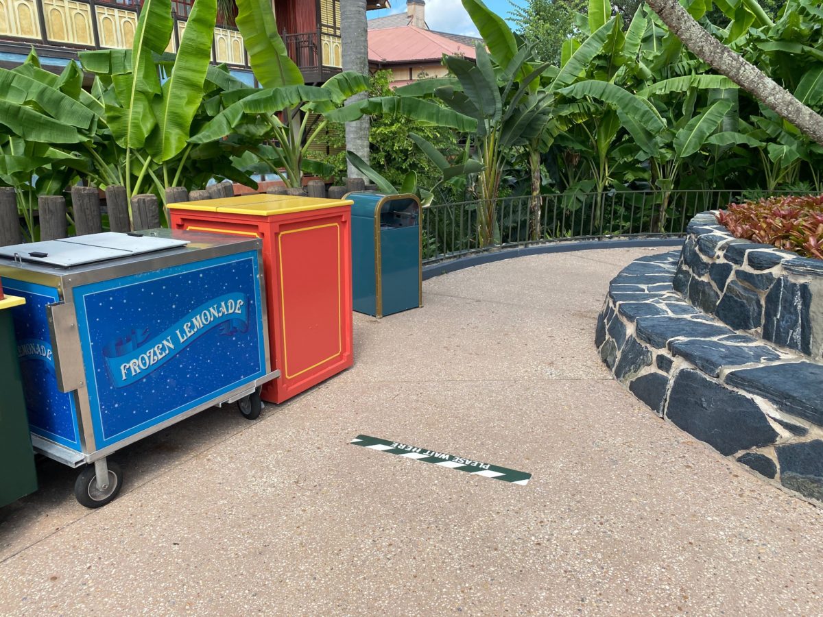 adventureland-spring-roll-cart-4