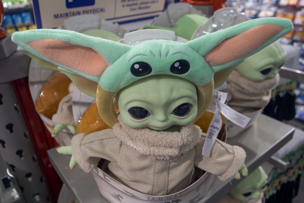 baby-yoda-ears-3-8409599