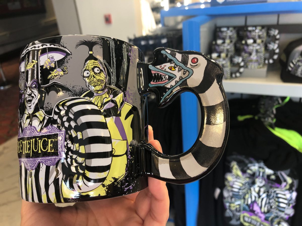 beetlejuice-mug-3