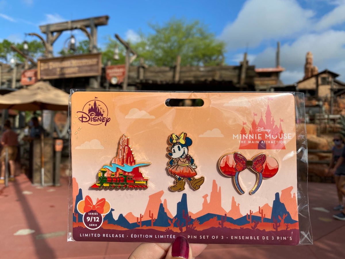 big-thunder-mountain-railroad-minnie-mouse-the-main-attraction-17