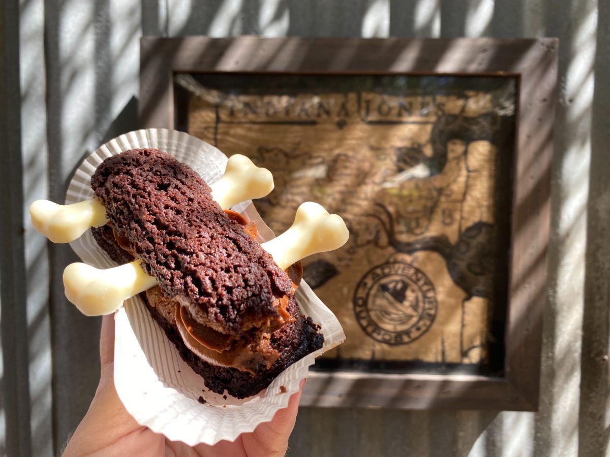 box-of-bones-eclair-39