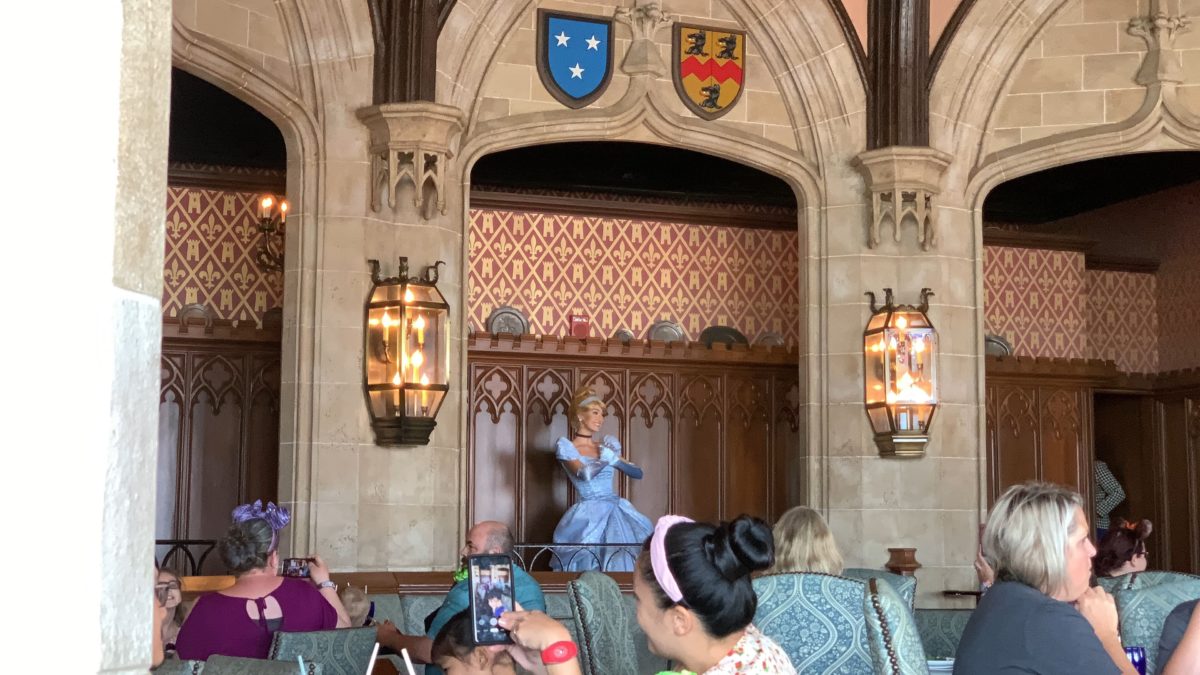 PHOTOS, VIDEO, REVIEW Cinderella’s Royal Table Reopens with Surprise