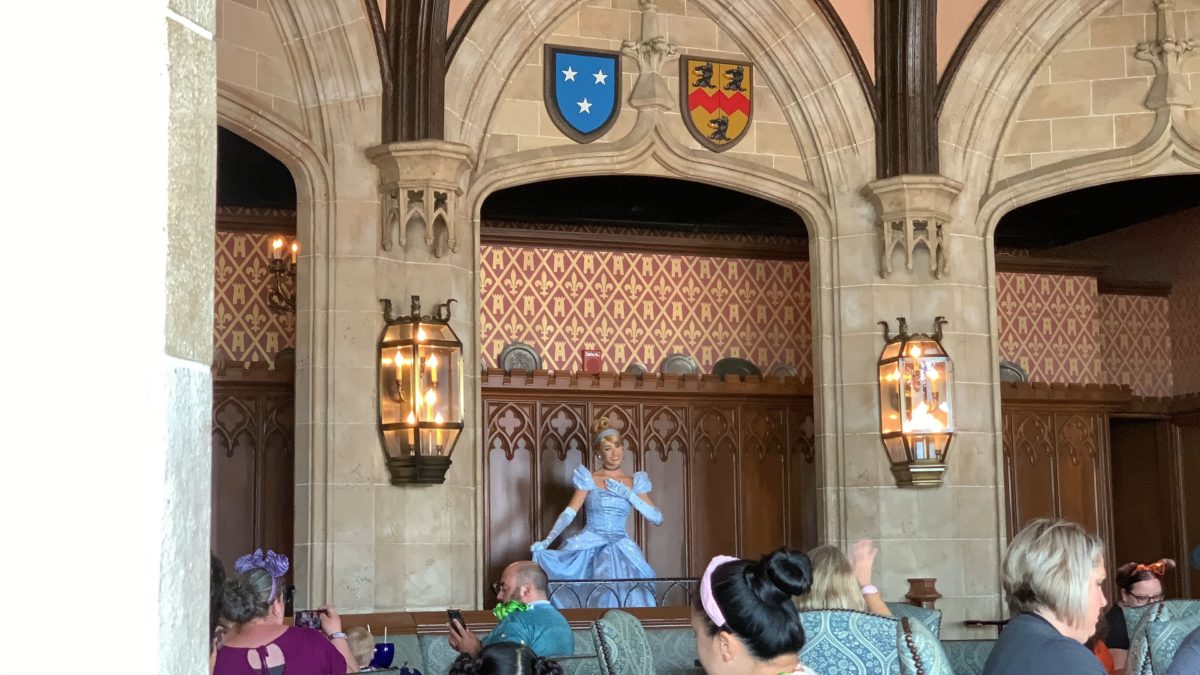 PHOTOS, VIDEO, REVIEW Cinderella’s Royal Table Reopens with Surprise