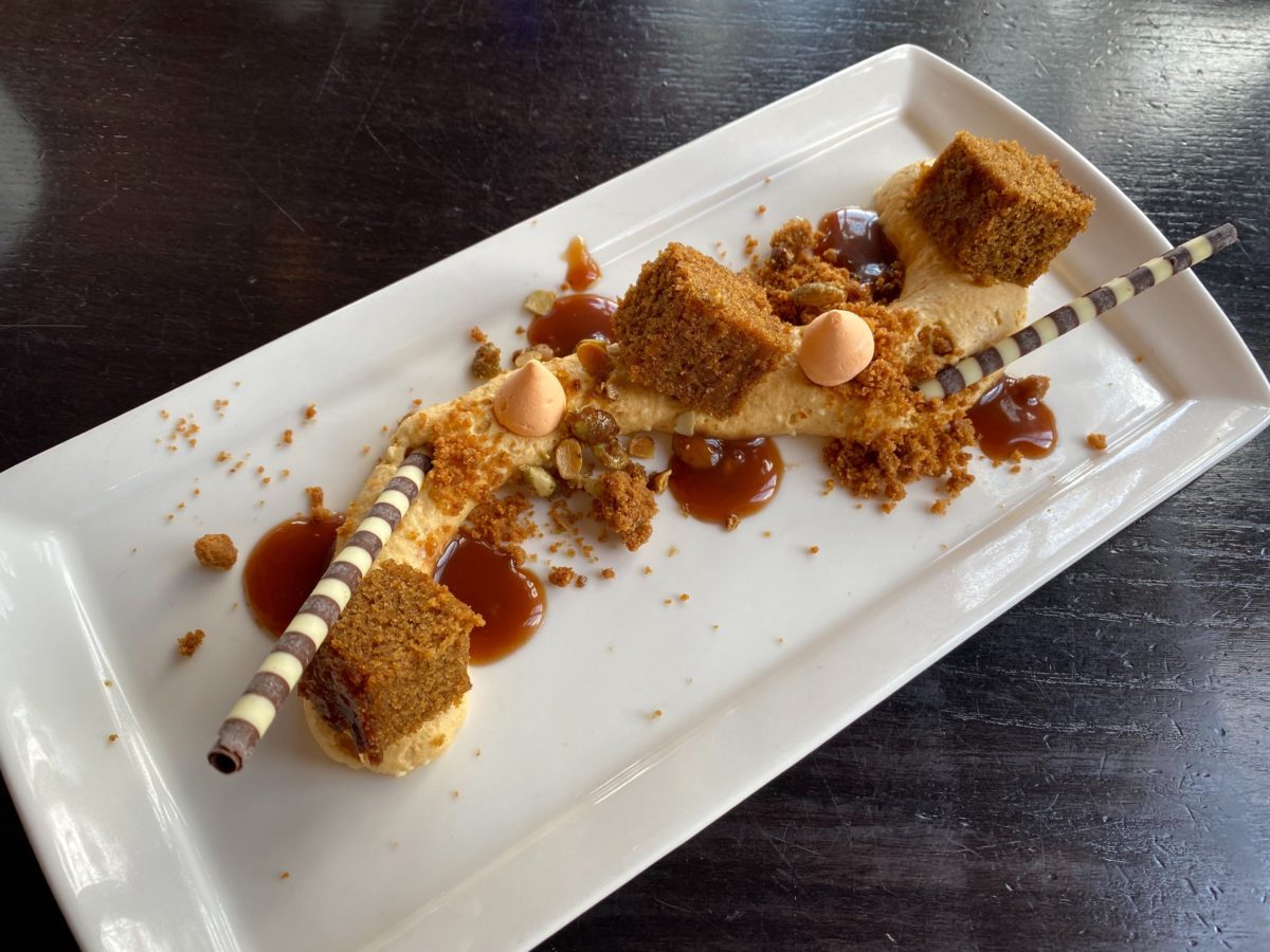 cinderellas-royal-table-desserts-4