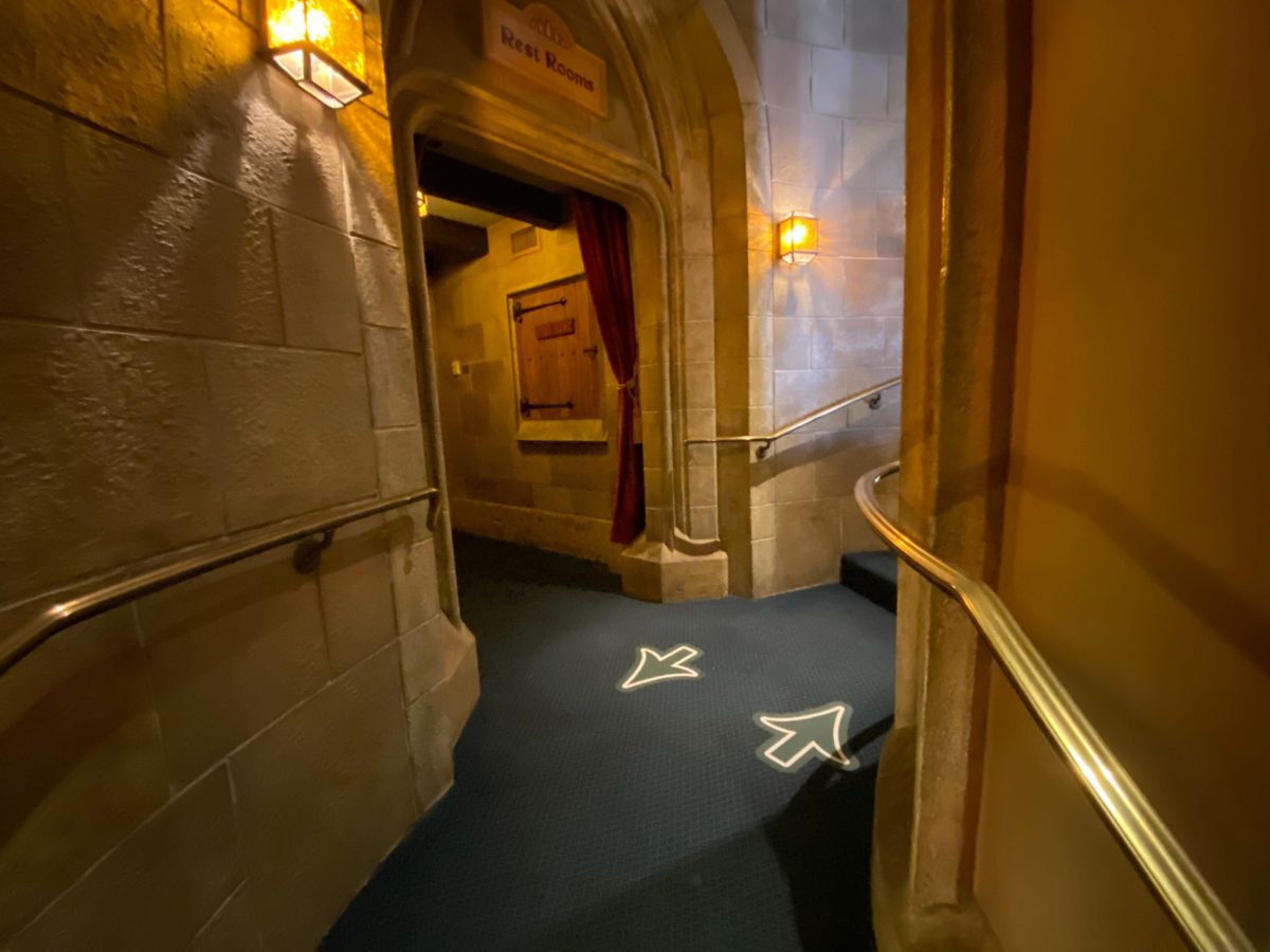 cinderellas-royal-table-reopening-sept-2020_5
