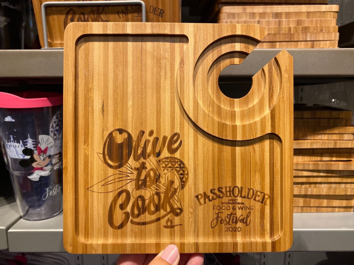 fw-2020-olive-to-cook-passholder-merch_2