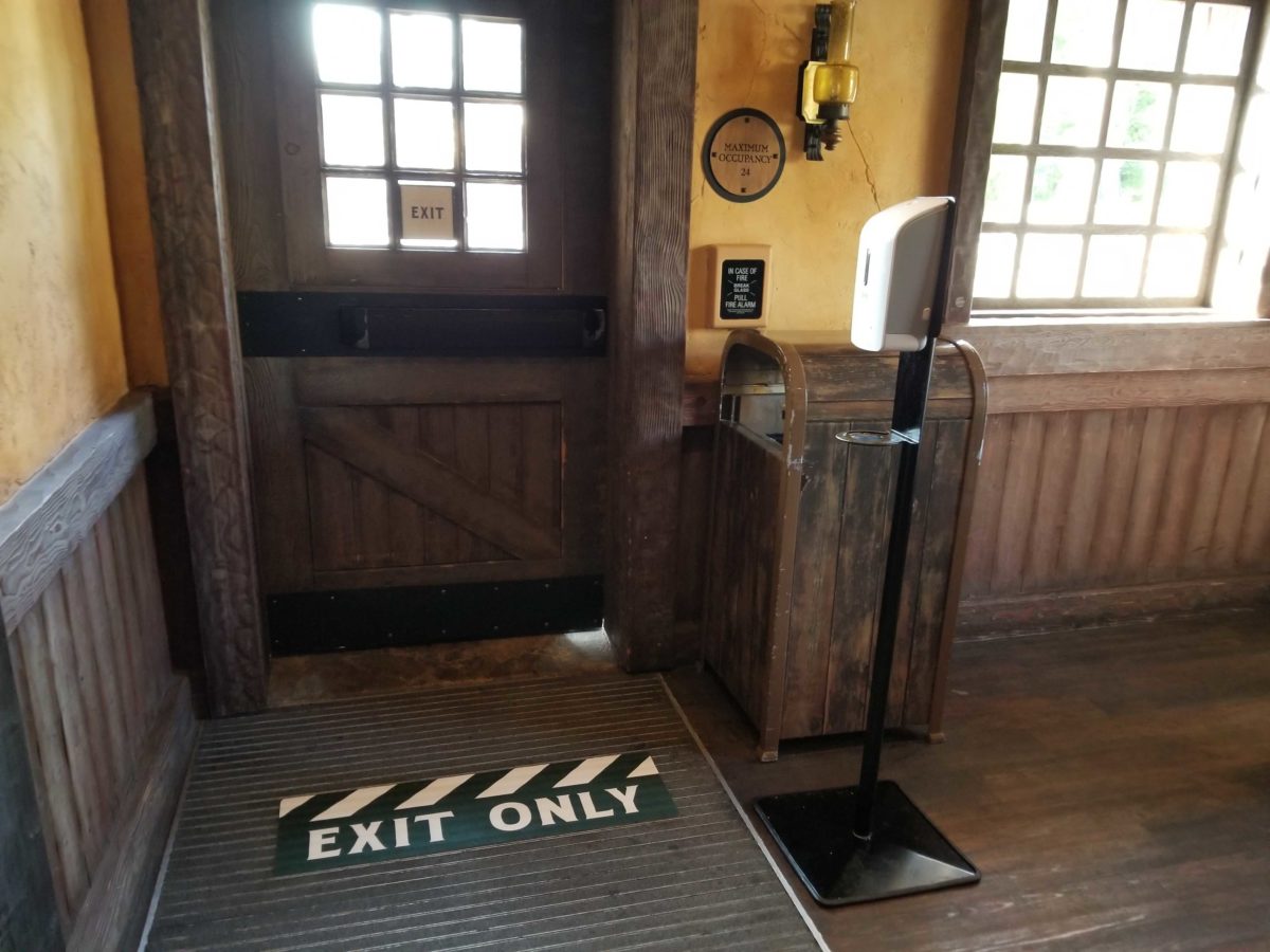 gastons-tavern-reopening_20