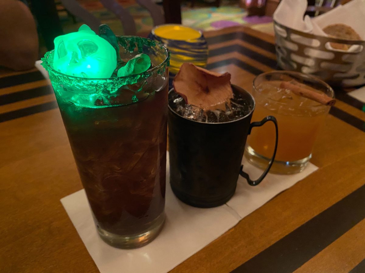 harvest-punch-wild-apple-mule-witches-brew-the-wave-of-american-flavors-disneys-contemporary-resort-7