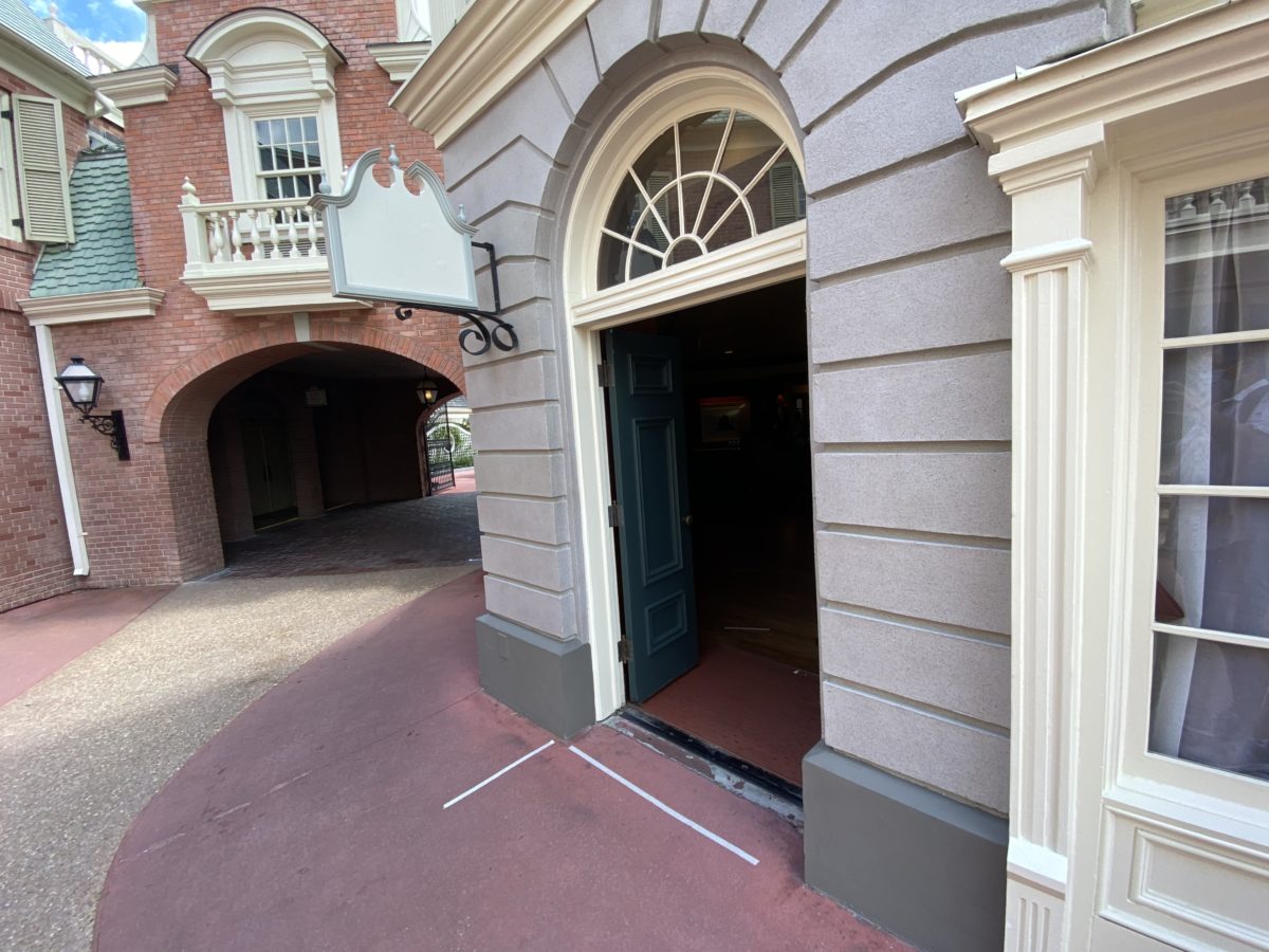 liberty-square-ticketing-leota-sipper_4