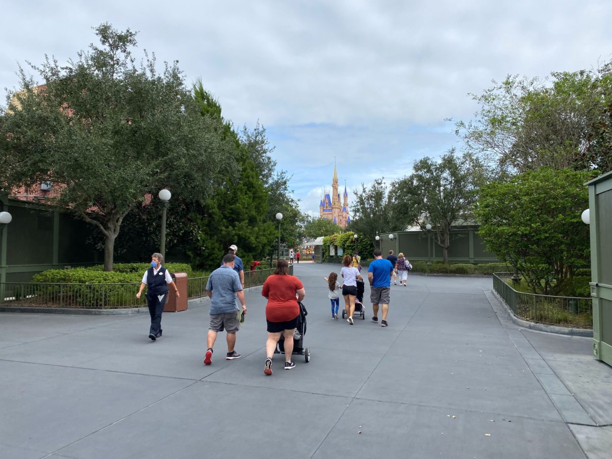 magic-kingdom-bypass-street-4