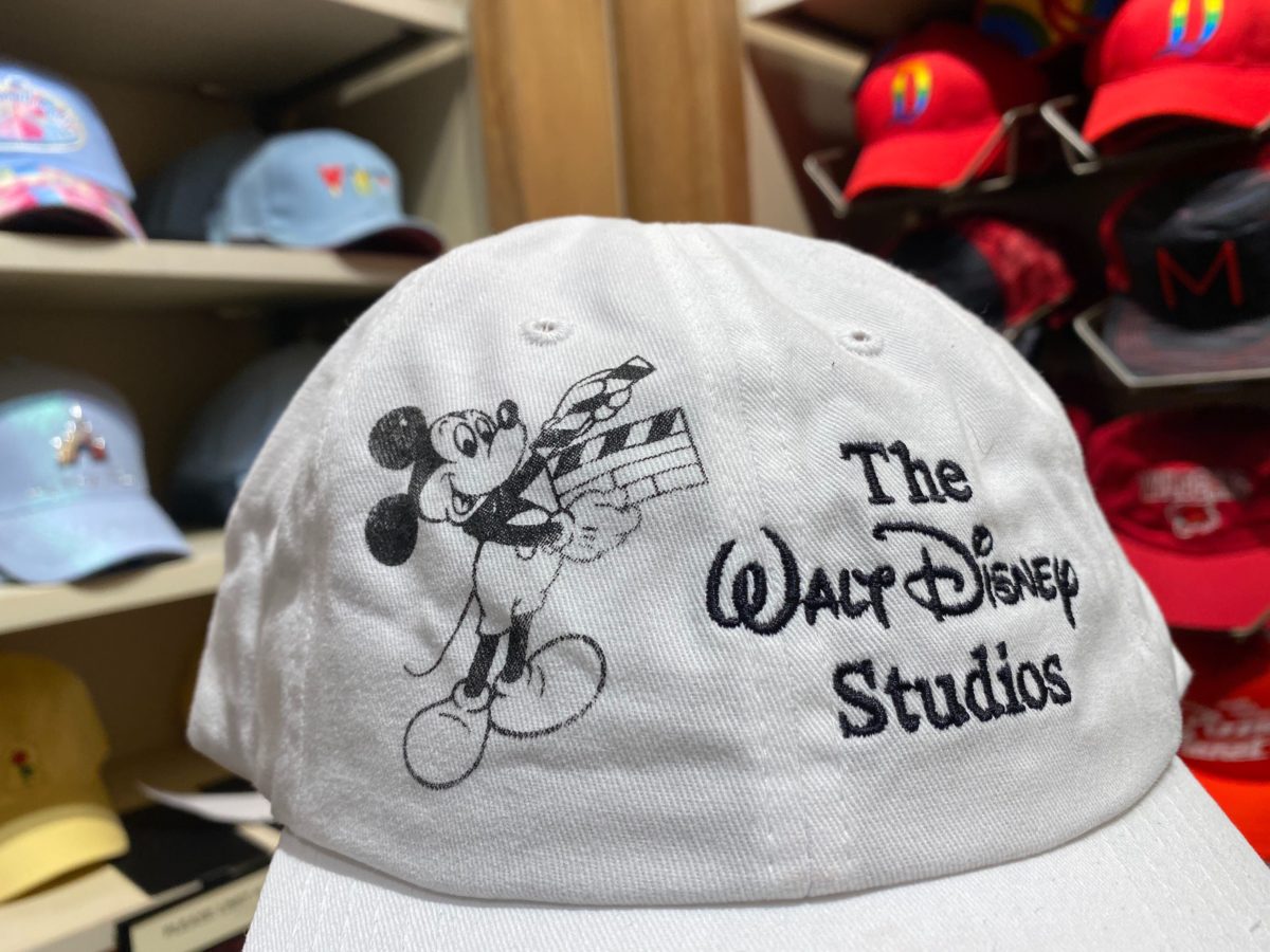 mickey-disneyland-hat-2