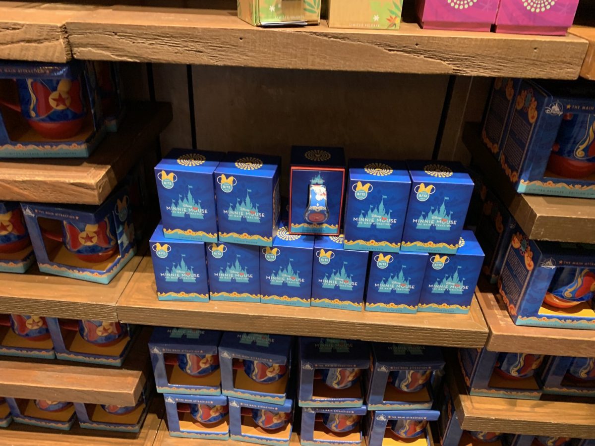 minnie-main-attraction-magicbands-sir-mickeys_20