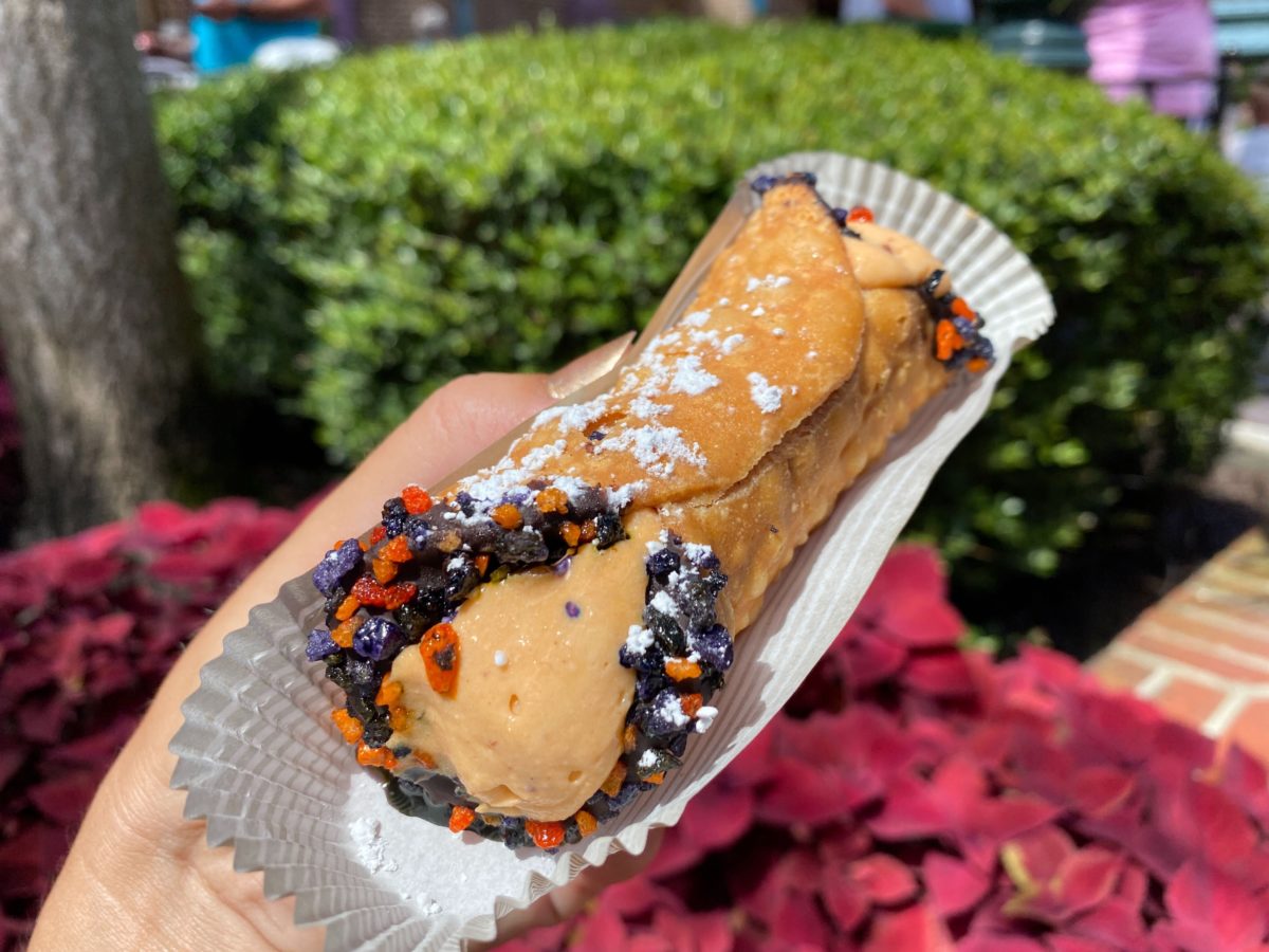 pumpkin-cheesecake-cannoli-5