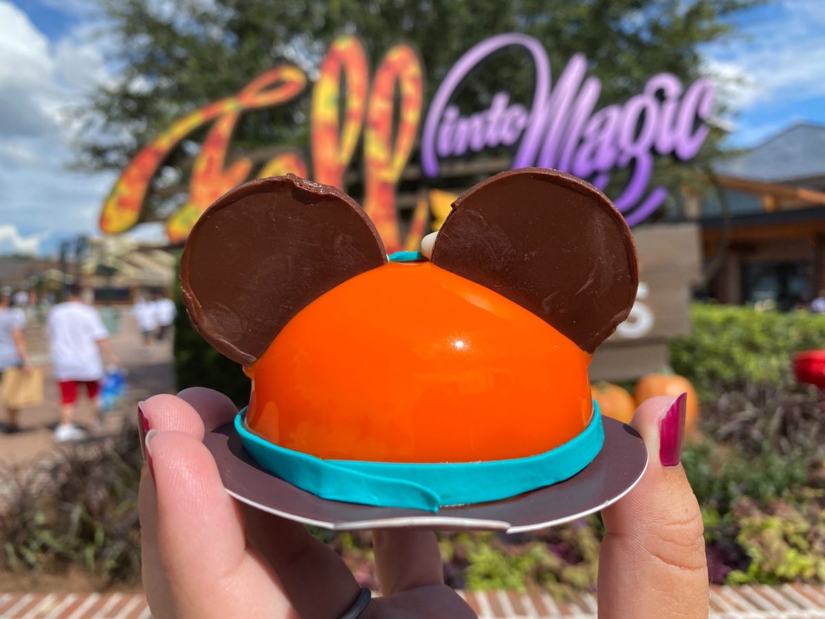 pumpkin-minnie-mouse-cake-amorettes-patisserie-disney-springs-21