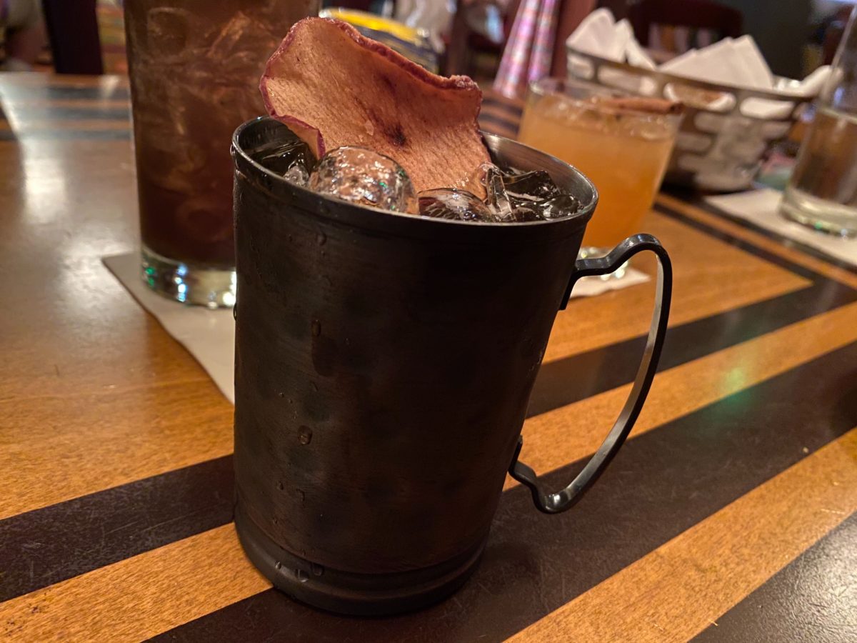 wild-apple-mule-witches-brew-the-wave-of-american-flavors-disneys-contemporary-resort-8