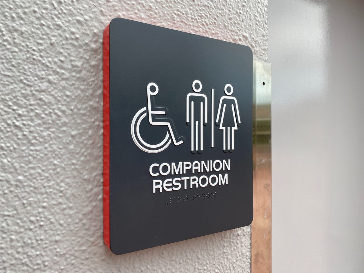 world-discovery-restroom-signage_3