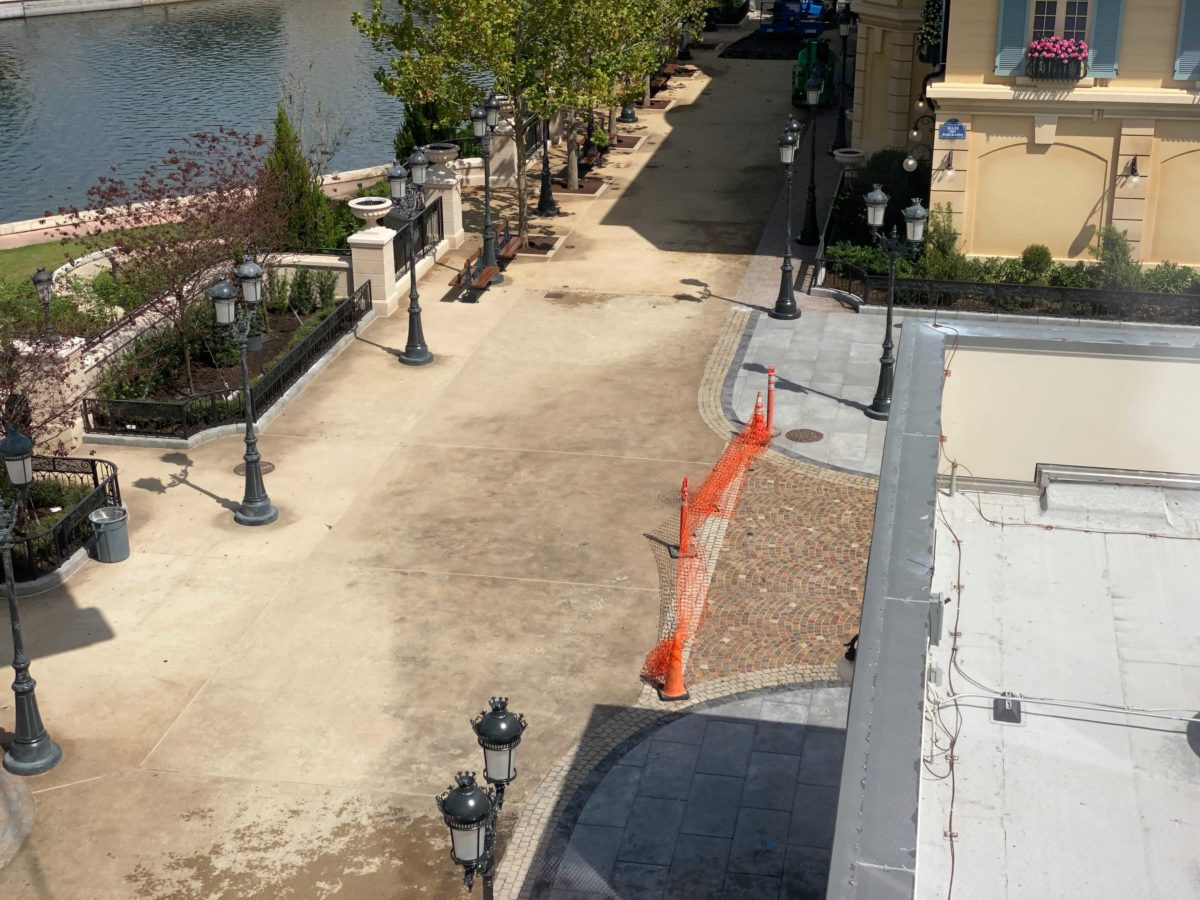 10-11-france-pavilion-update-11-3485132