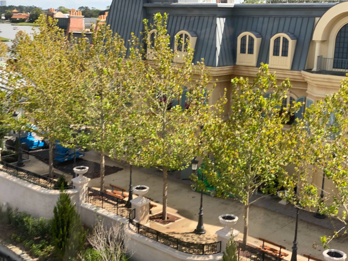 10-11-france-pavilion-update-3-7166949