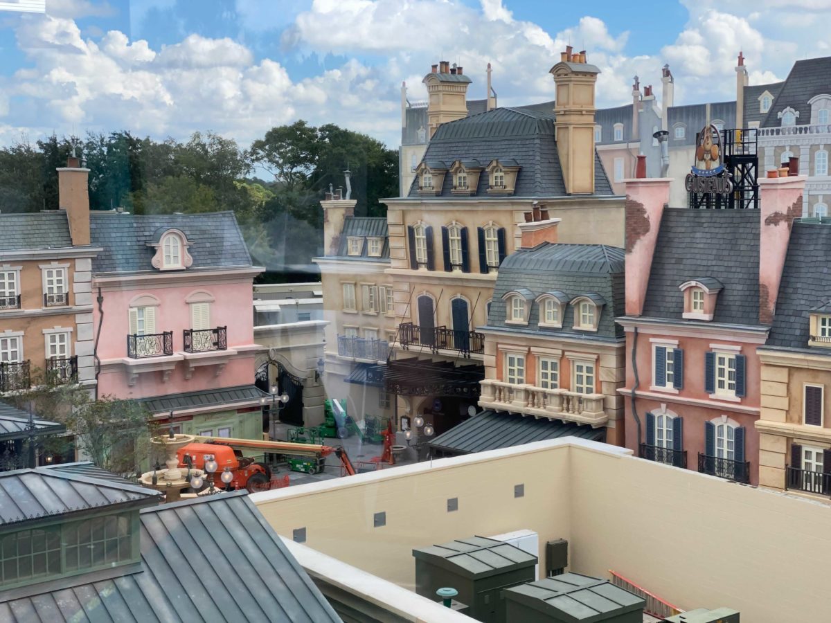 10-11-france-pavilion-update-43-7131709