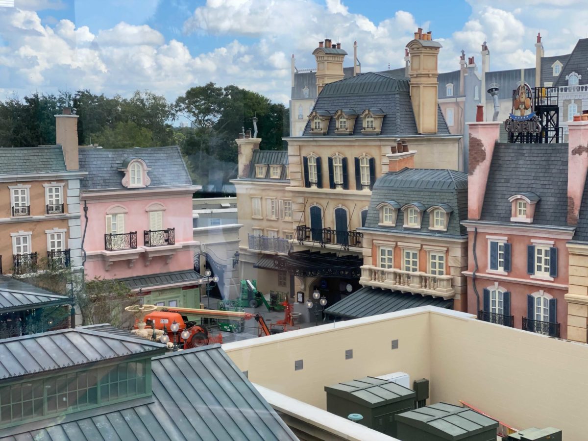 10-11-france-pavilion-update-44-3326110
