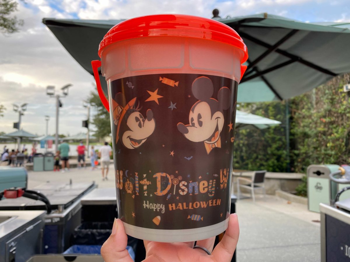 annual-passholder-popcorn-bucket-halloween-2020_6
