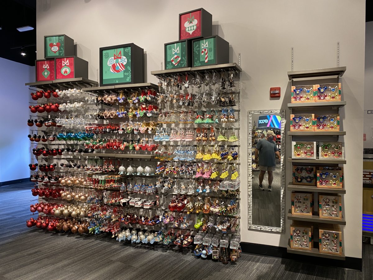 food-and-wine-merch-removed-christmas-ornaments-brought-in-mouse-gear-epcot-10232020-9311085