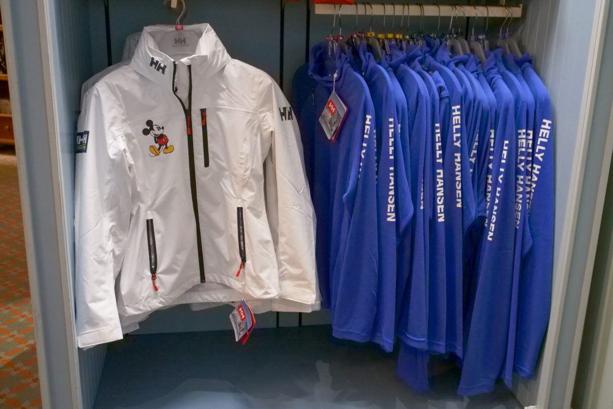 helly-hansen-mickey-jacket-10-18-20-2-1621729