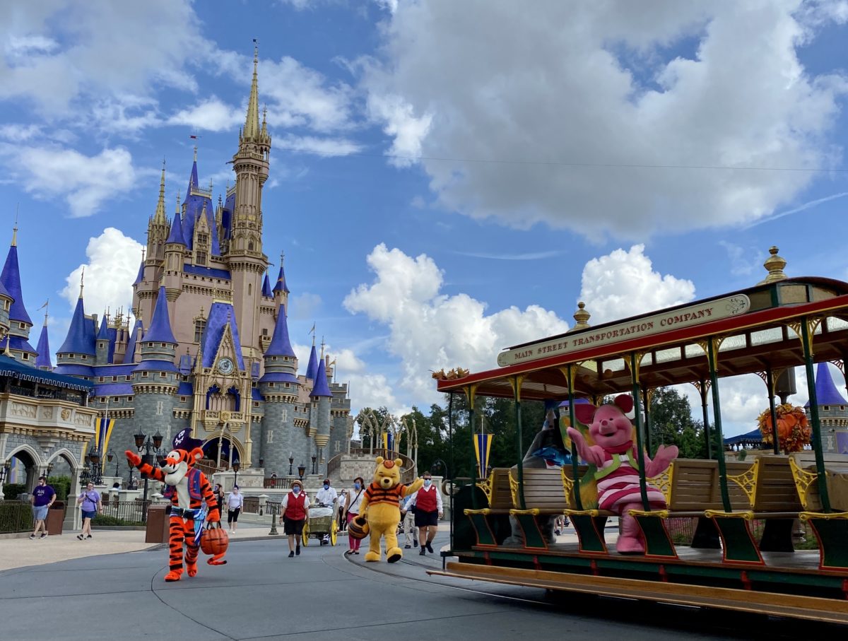 hundred-acre-woods-friends-winnie-the-pooh-and-friends-halloween-costumes-cavalcade-cinderella-castle-featured-image-hero-magic-kingdom-10072020-7736816