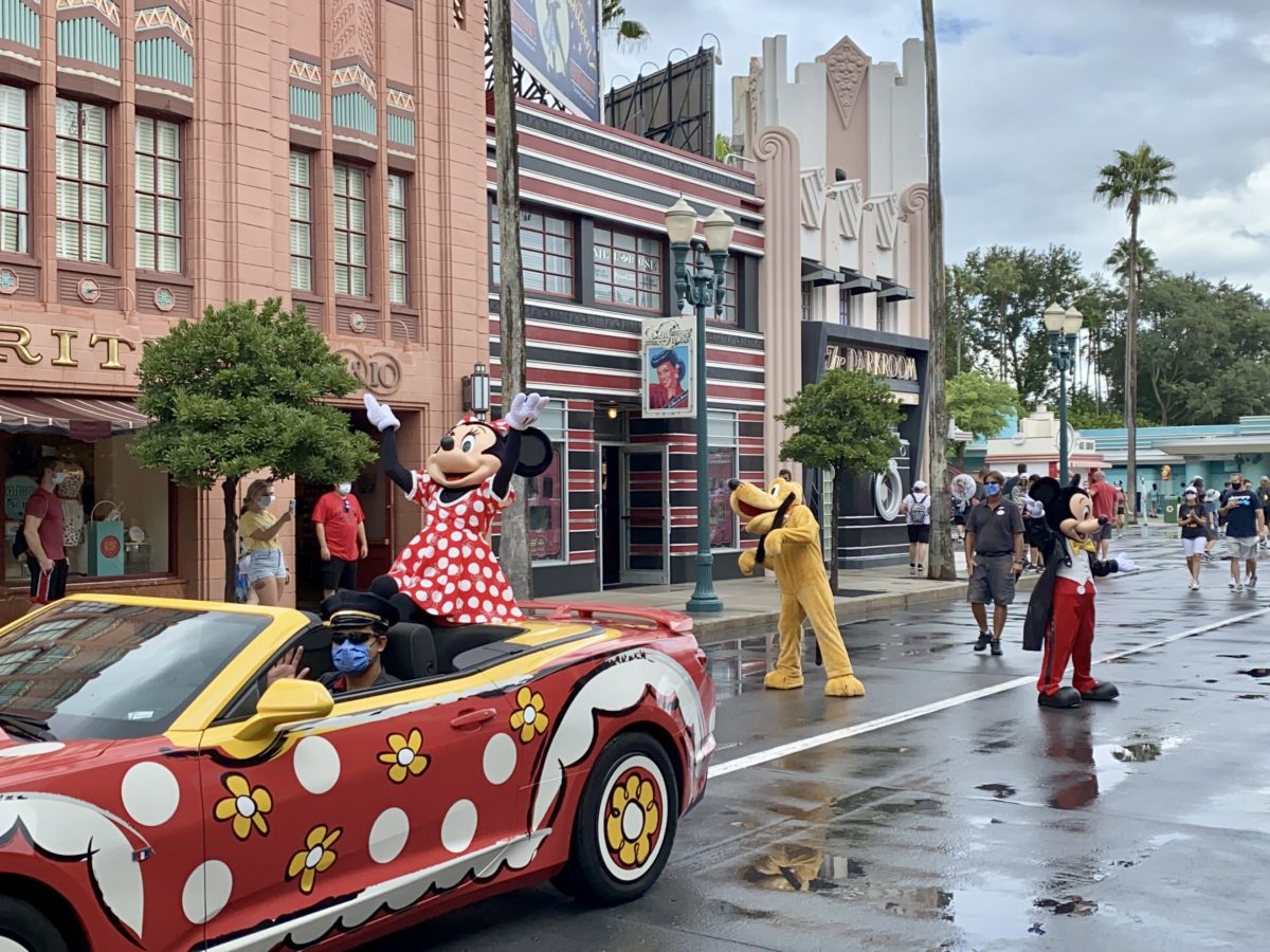 mickey-walking-on-mickey-and-friends-motorcade-minnie-driving-hollywood-studios-10192020-3766853
