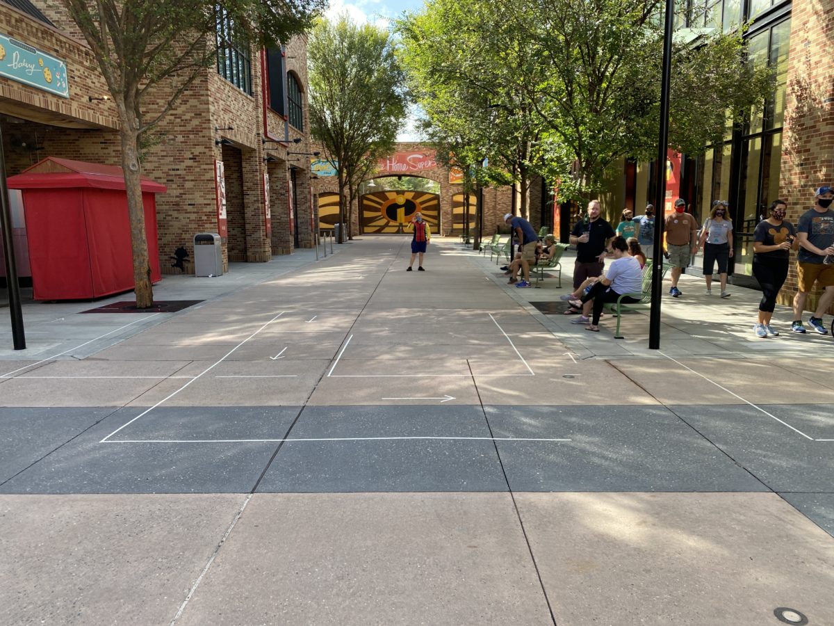 municiberg-open-for-holding-lines-tape-marks-hollywood-studios-10192020-1793939