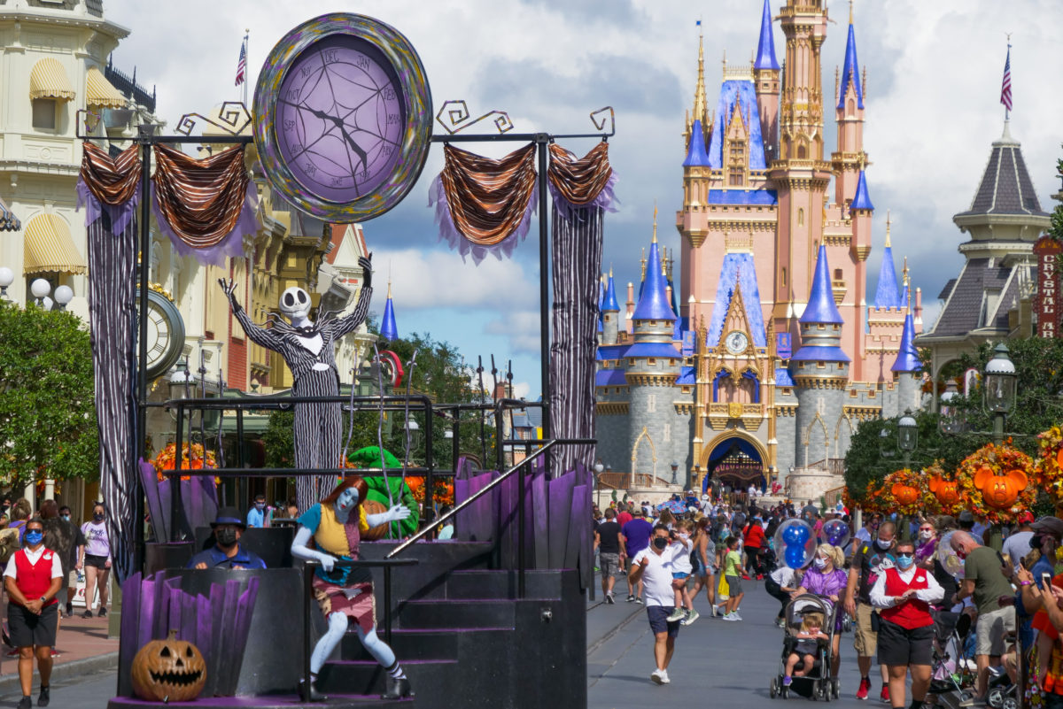 nightmare-before-christmas-cavalcade-10-25-20-1-8679952