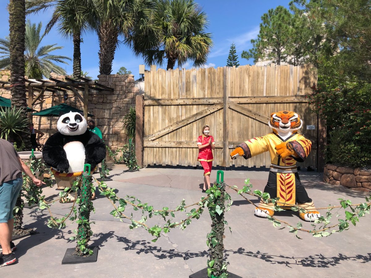 po-kung-fu-panda-lost-continent-meet-and-greet-12-1634632