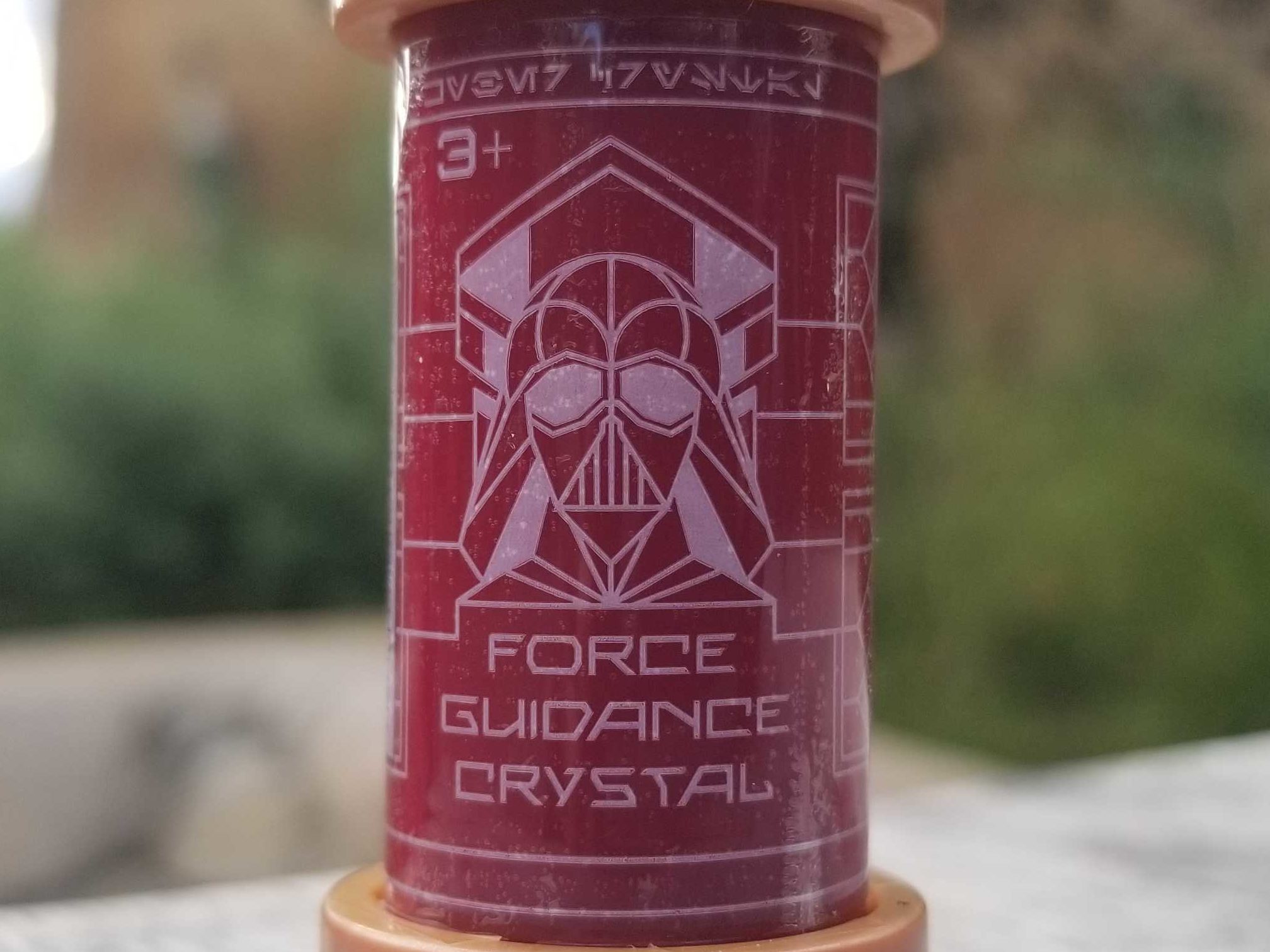 Photos Darth Vader And Yoda Force Guidance Kyber Crystals Now Sold In Mystery Free Packaging At Dok Ondar S Den Of Antiquities In Star Wars Galaxy S Edge Wdw News Today