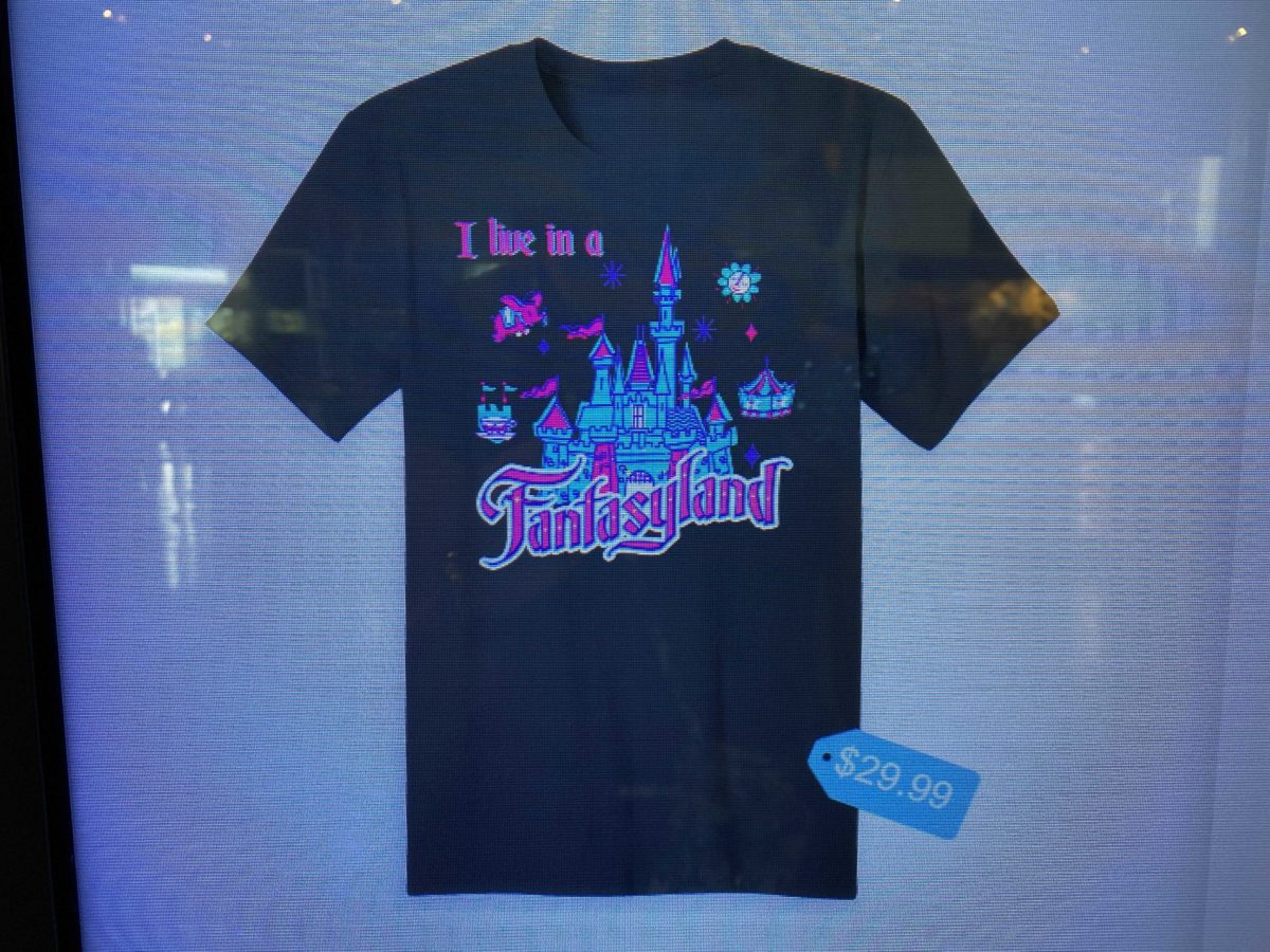 cinderella-castle-i-live-in-a-fantasyland-t-shirt-design-made-kiosk-magic-kingdom