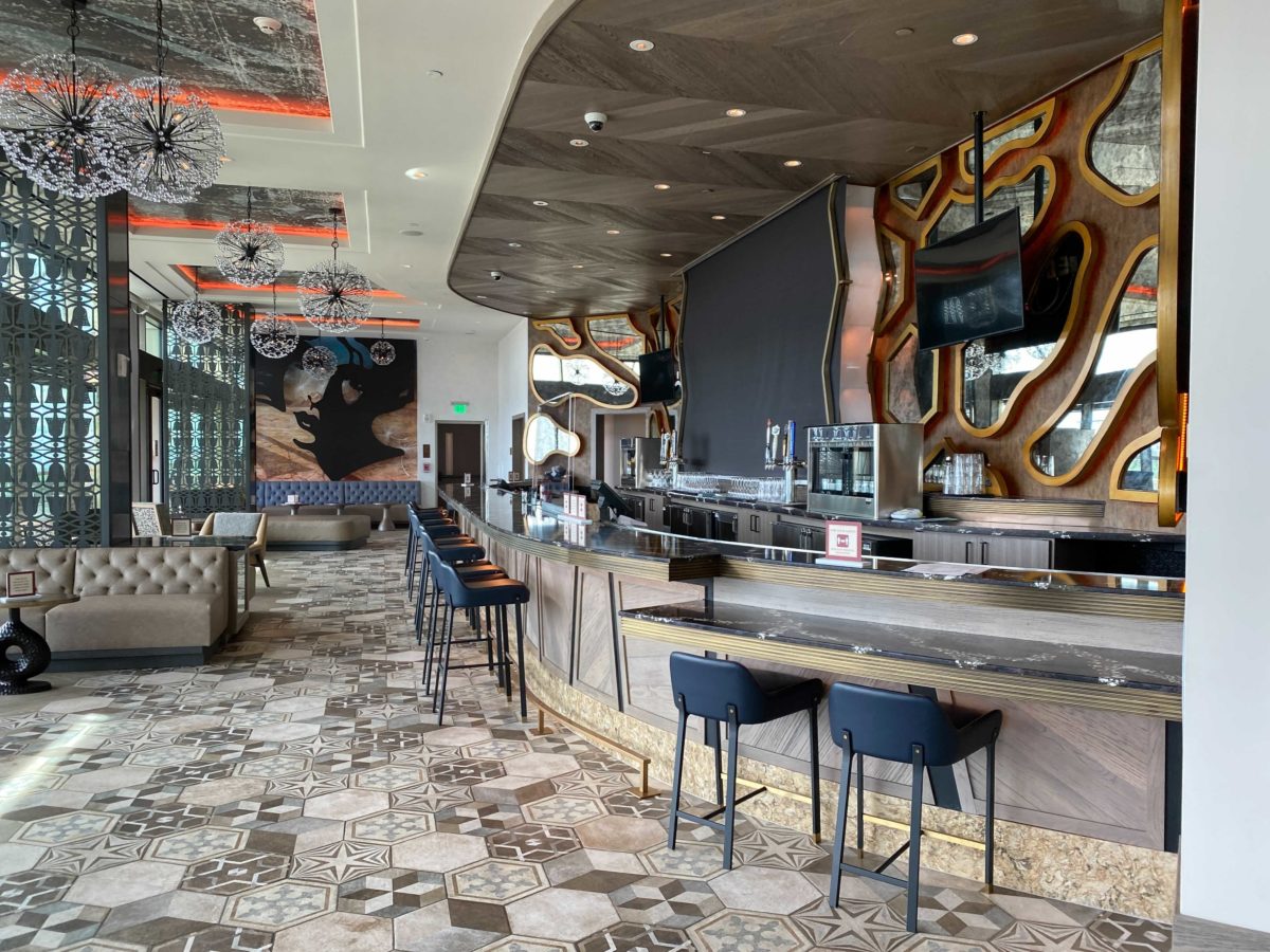 coronado-springs-dahlia-lounge-3