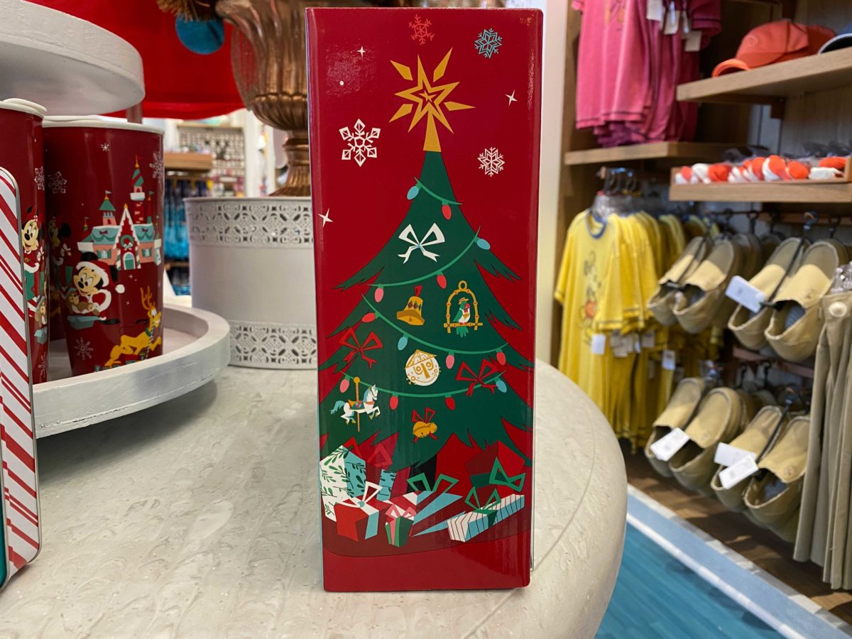 disney-parks-xmas-merch-2020_36